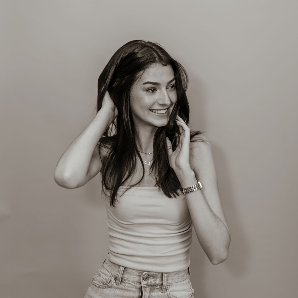 Meet your Posher, Chloe